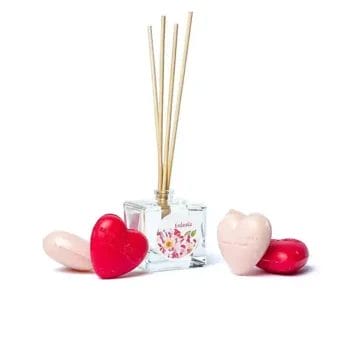 Set cadou Enleaia: difuzor de parfum și săpunuri